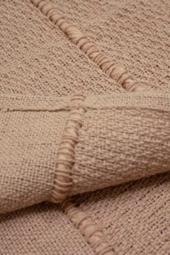 Furn Motti Throw -Furn Store 200207s3