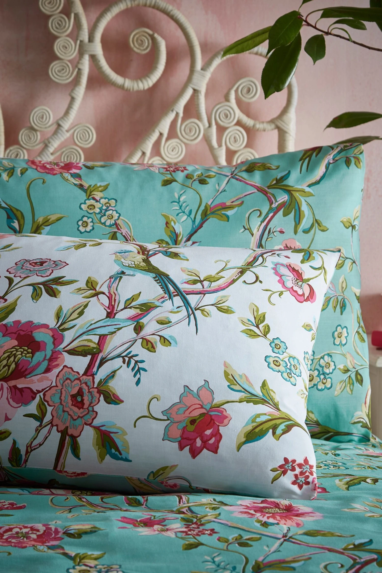Furn. Vintage Chinoiserie Floral Exotic Duvet Cover And Pillowcase Set 2 Furn. Vintage Chinoiserie Floral Exotic Duvet Cover And Pillowcase Set - Image 2