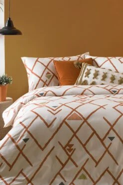 Furn. Brick Red Inka African Inspired Printed Duvet Cover And Pillowcase Set
