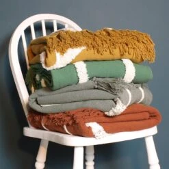 Furn. Rainbow Tufted 130cm X 150cm Throw 17 Furn. Rainbow Tufted 130cm X 150cm Throw -Furn Store 30782851 alt02