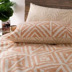 Furn. Tanza Duvet Cover & Pillowcase Set 22 Furn. Tanza Duvet Cover & Pillowcase Set -Furn Store 30824192 alt01