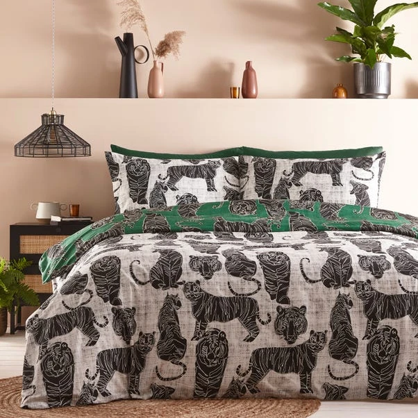 Furn. Wildcat Duvet Cover And Pillowcase Set Jungle Green 18 Furn. Wildcat Duvet Cover And Pillowcase Set Jungle Green - Image 18