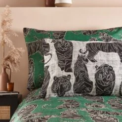 Furn. Wildcat Duvet Cover And Pillowcase Set Jungle Green 38 Furn. Wildcat Duvet Cover And Pillowcase Set Jungle Green -Furn Store 30877033 alt03