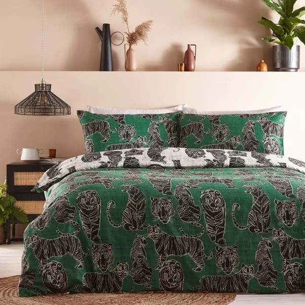 Furn. Wildcat Duvet Cover And Pillowcase Set Jungle Green 11 Furn. Wildcat Duvet Cover And Pillowcase Set Jungle Green - Image 11