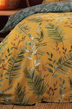 Furn. Mazari Exotic Jungle Reversible Duvet Cover And Pillowcase Set -Furn Store 631126s3