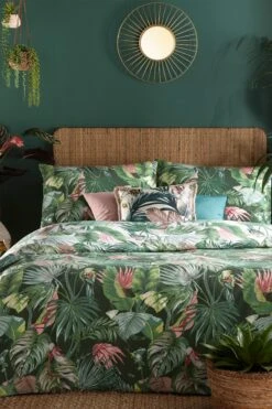 Furn. Amazonia Rainforest Reversible Duvet Cover And Pillowcase Set