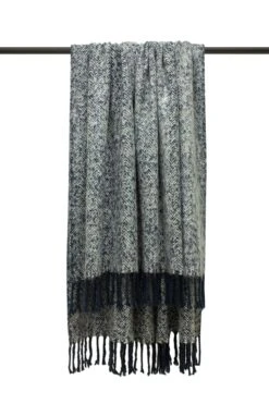 Furn. Weaver Throw