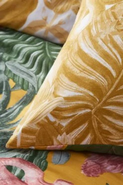 Furn. Medinilla Tropical Reversible Duvet Cover And Pillowcase Set -Furn Store C46213s4