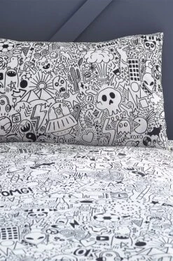 Furn. Doodle Abstract Reversible Duvet Cover And Pillowcase Set -Furn Store C47181s4