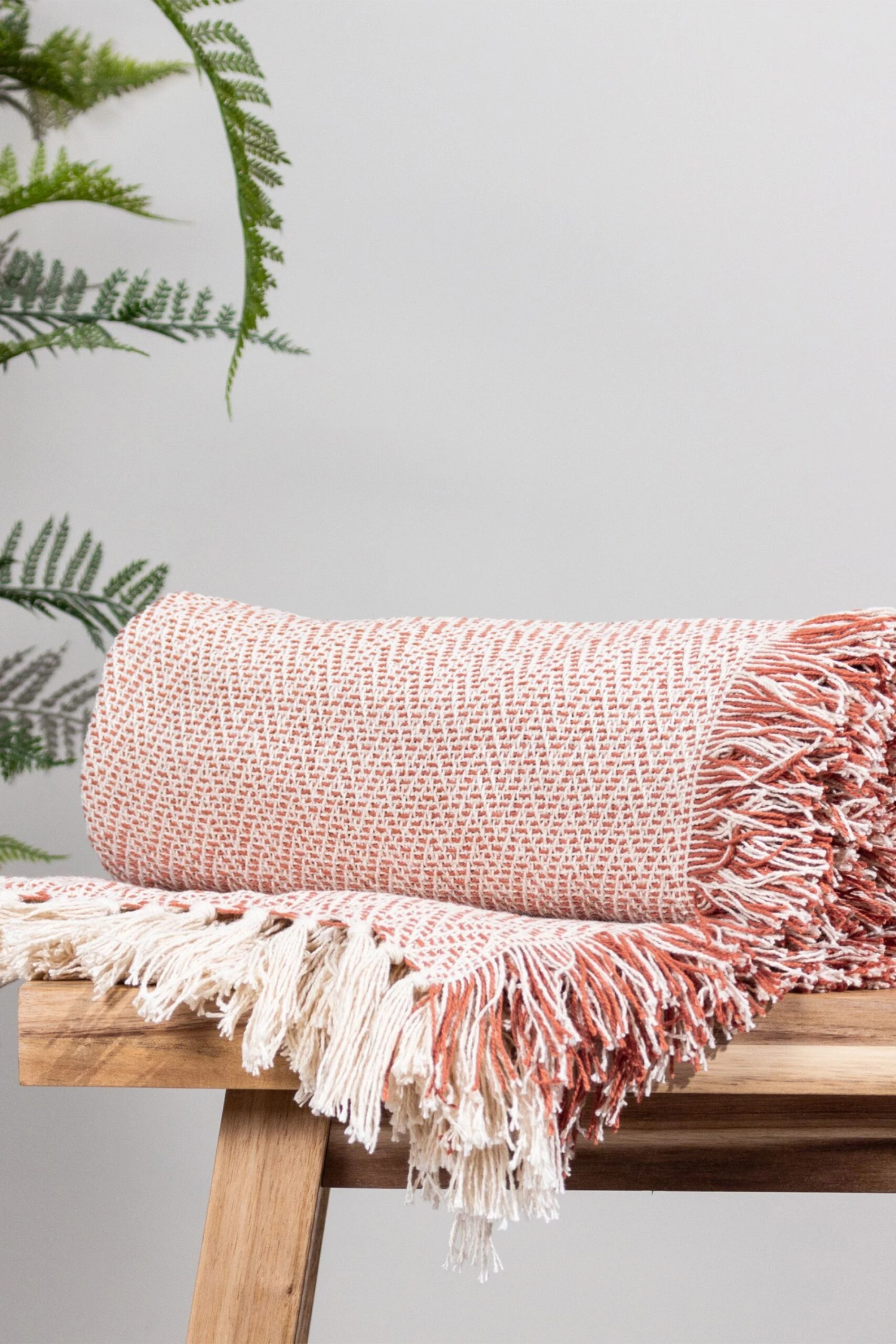 Furn. Jasper Throw 2 Furn. Jasper Throw - Image 2