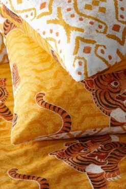 Furn. Tibetan Tiger Duvet Cover And Pillowcase Set -Furn Store D11299s5