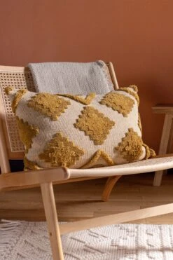 Furn. Lamar Geometric Tufted Loop Cotton Cushion