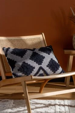 Furn. Lamar Geometric Tufted Loop Cotton Cushion