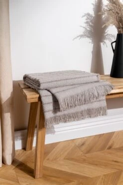 Furn. Linear Woven Fringed Throw