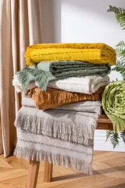 Furn. Hazie Linear Woven Fringed Throw -Furn Store D95689s3