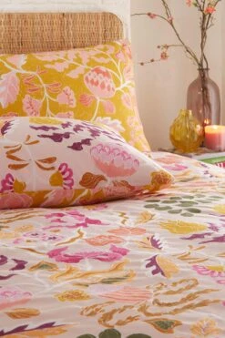 Furn. Protea Mediterranean Floral Reversible Duvet Cover And Pillowcase Set -Furn Store D95771s3