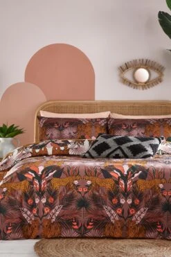 Furn. Kaihalulu Abstract Jungle Reversible Duvet Cover And Pillowcase Set
