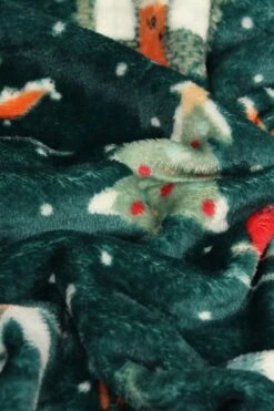 Furn. Winter Pines Throw -Furn Store M69108s3