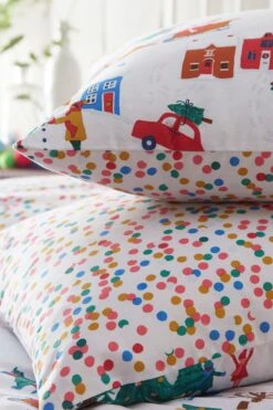 Furn. Christmas Together Festive Reversible Duvet Cover And Pillowcase Set -Furn Store M69127s4