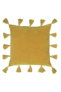Furn. Medina Velvet Polyester Filled Cushion
