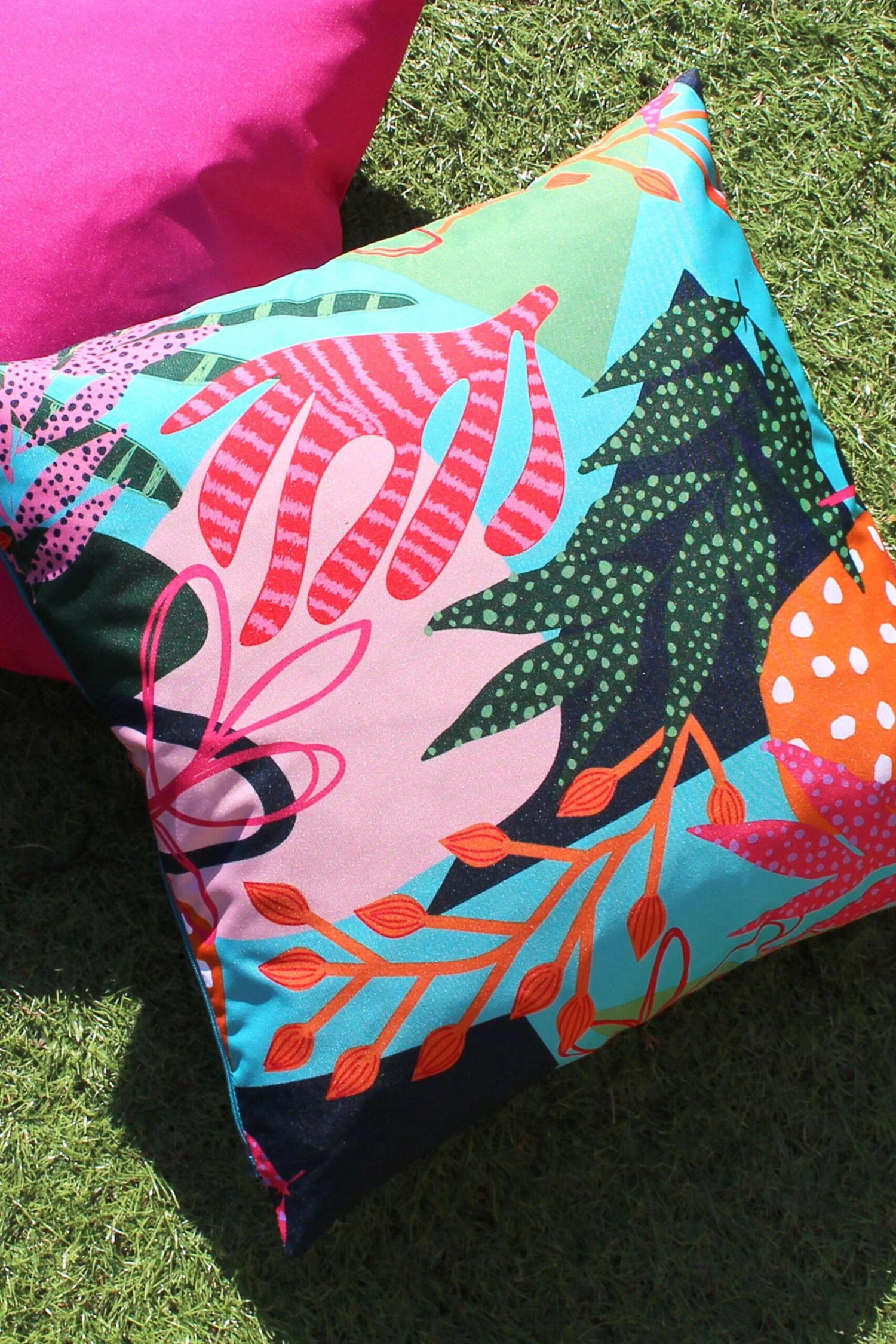 Furn. Coralina Outdoor Polyester Cushion 5 Furn. Coralina Outdoor Polyester Cushion - Image 5