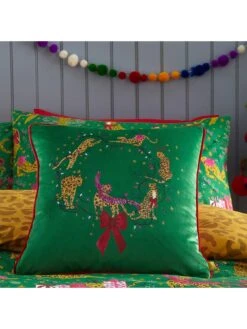 Furn Purrfect Christmas Duvet Cover Set - Green 9 Furn Purrfect Christmas Duvet Cover Set - Green -Furn Store V7LX9 SQ5 0000000047 GREEN SLd2