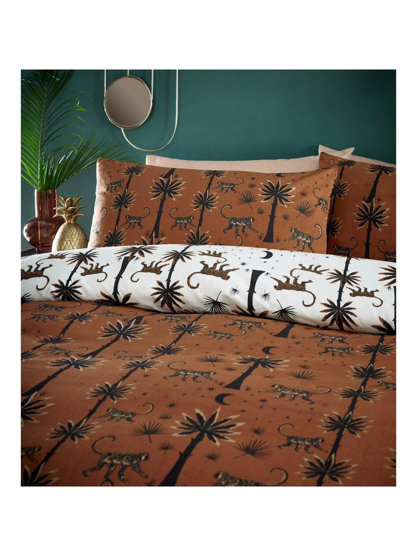 Furn Desert Monkey Duvet Cover Set - Orange 4 Furn Desert Monkey Duvet Cover Set - Orange - Image 4
